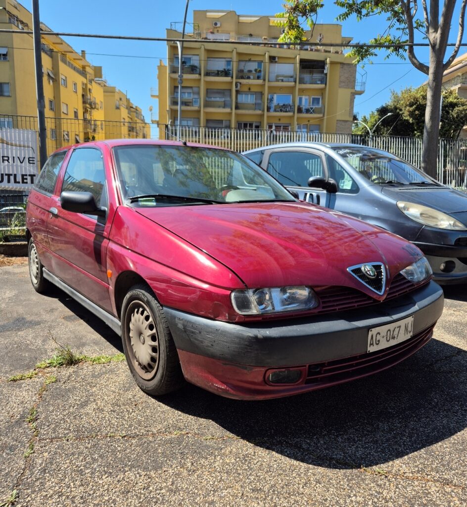 Alfa Romeo 145